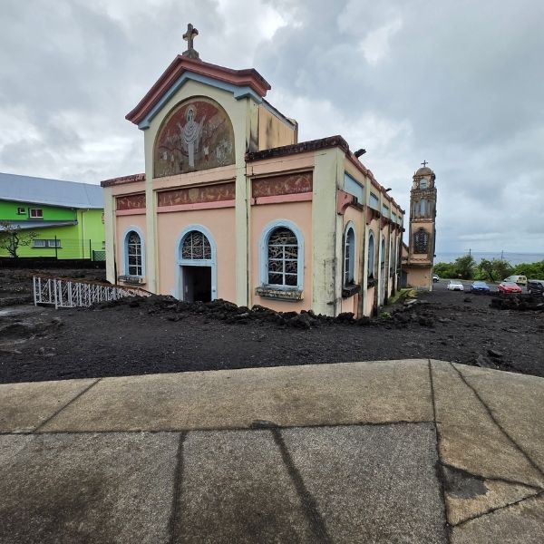 Sainte-Rose — Notre-Dame des Laves