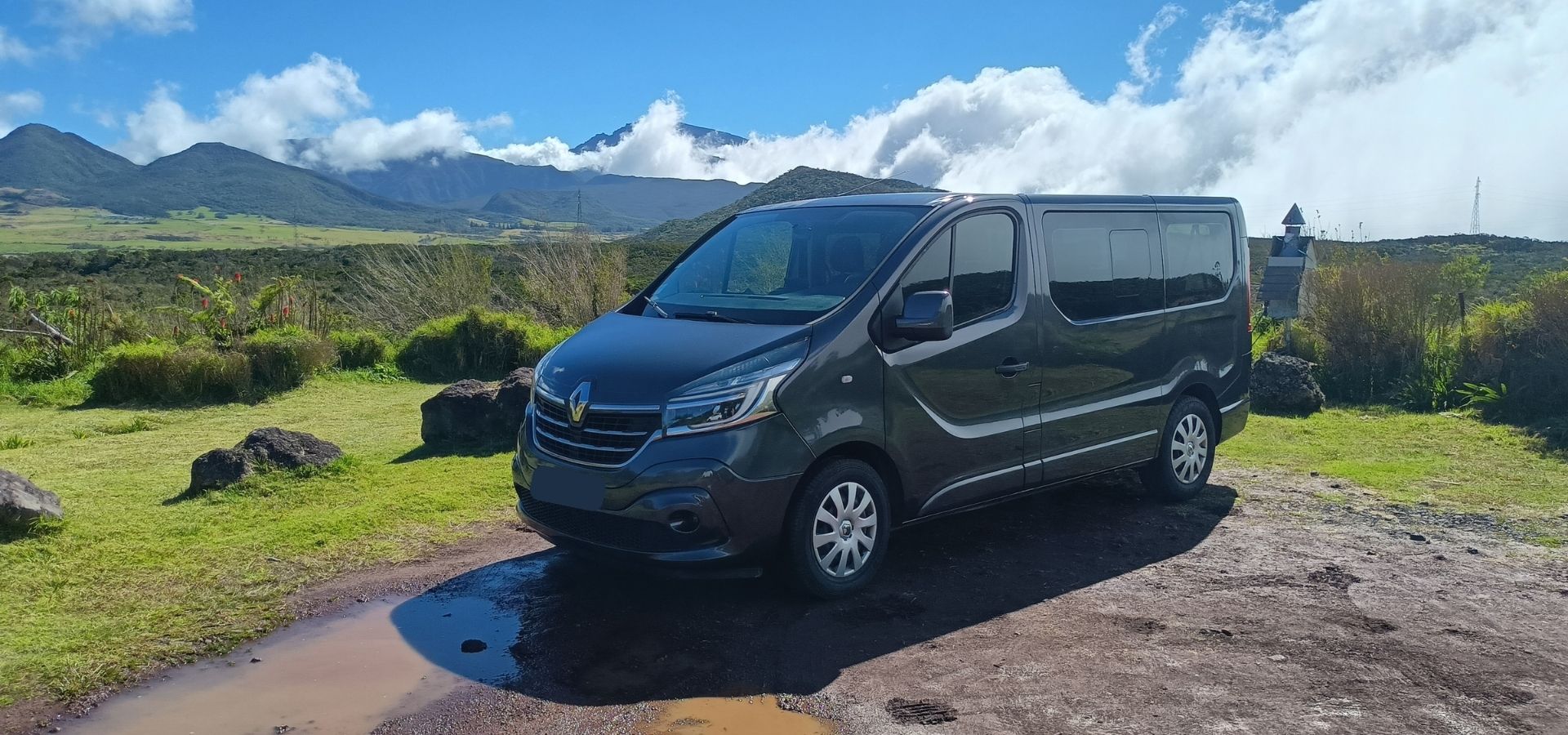 Circuits touristiques sur l'île de la Réunion — CazBlueBirds